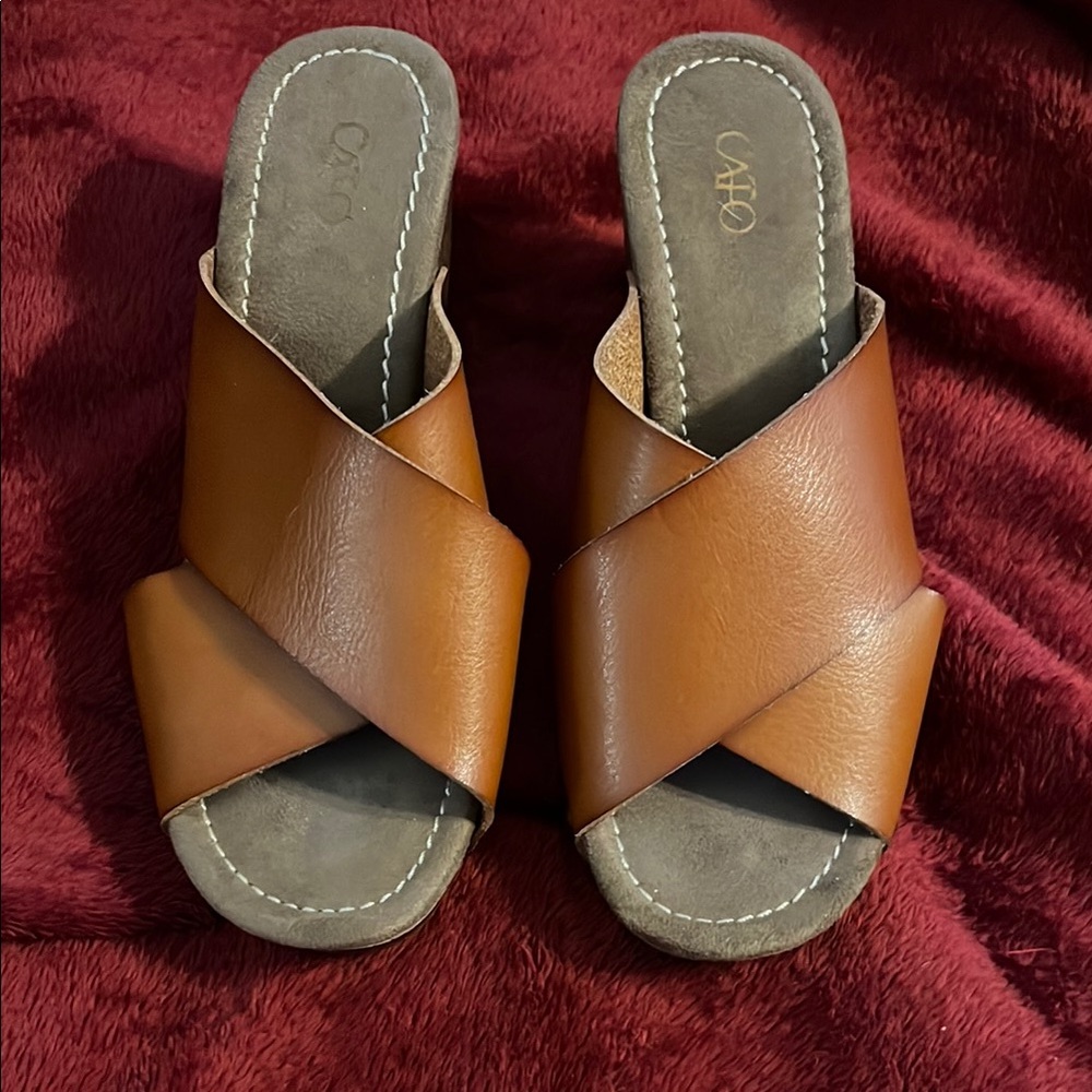 NWT Brown Faux Leather Women's Slide Sandals